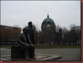 Berlino-010.jpg  (61,9 Kb)